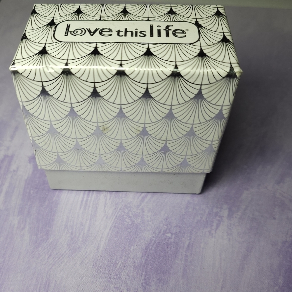 👍 5 For $20 Love This Life Silver Tone Adjustable Charm Bracelet - Picture 2 of 5